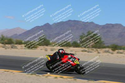 media/Oct-01-2023-SoCal Trackdays (Sun) [[4c570cc352]]/Turn 7 Inside (11am)/